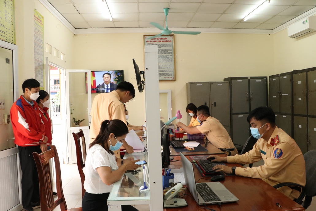 [Photo] Thái Nguyên: Chính thức triển khai phân cấp đăng ký xe cho Công an cấp huyện, cấp xã