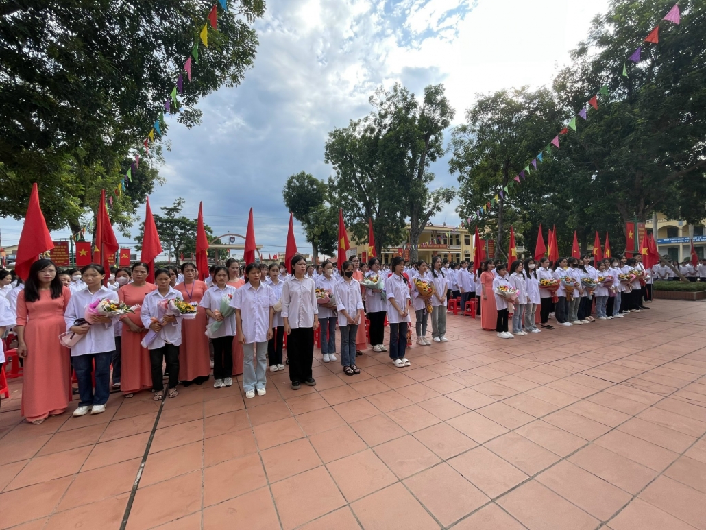 [Photo] Cảm xúc ngày khai trường