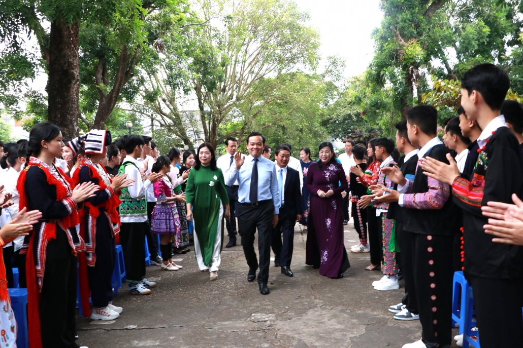 [Photo] Cảm xúc ngày khai trường