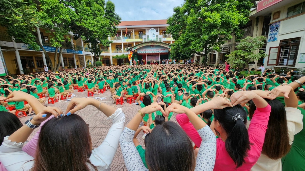 [Photo] Cảm xúc ngày khai trường