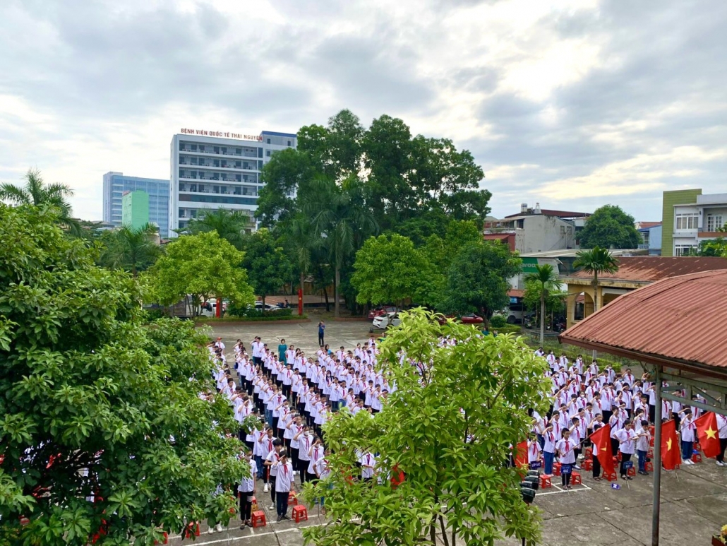 [Photo] Cảm xúc ngày khai trường