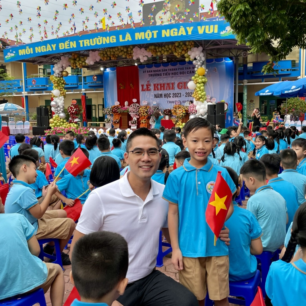 [Photo] Cảm xúc ngày khai trường