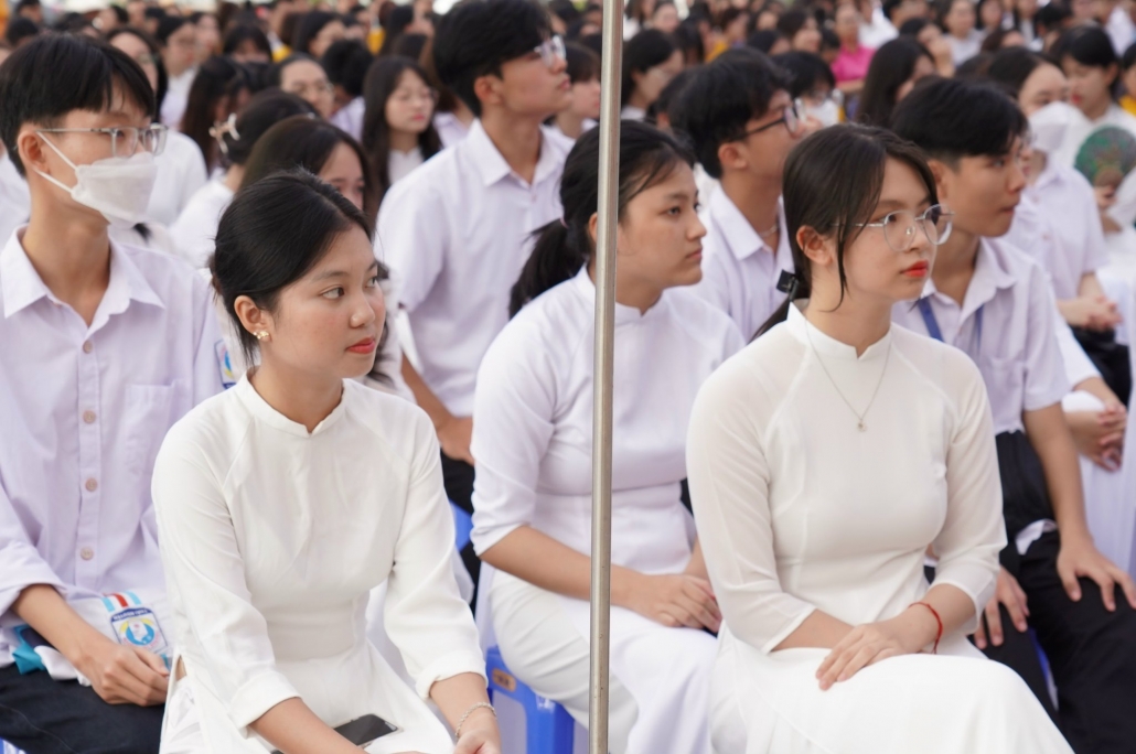 [Photo] Cảm xúc ngày khai trường