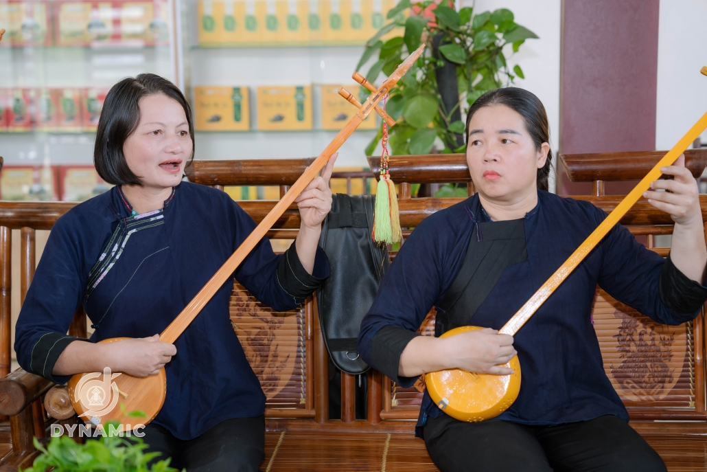 Develop Then singing club in tea areas