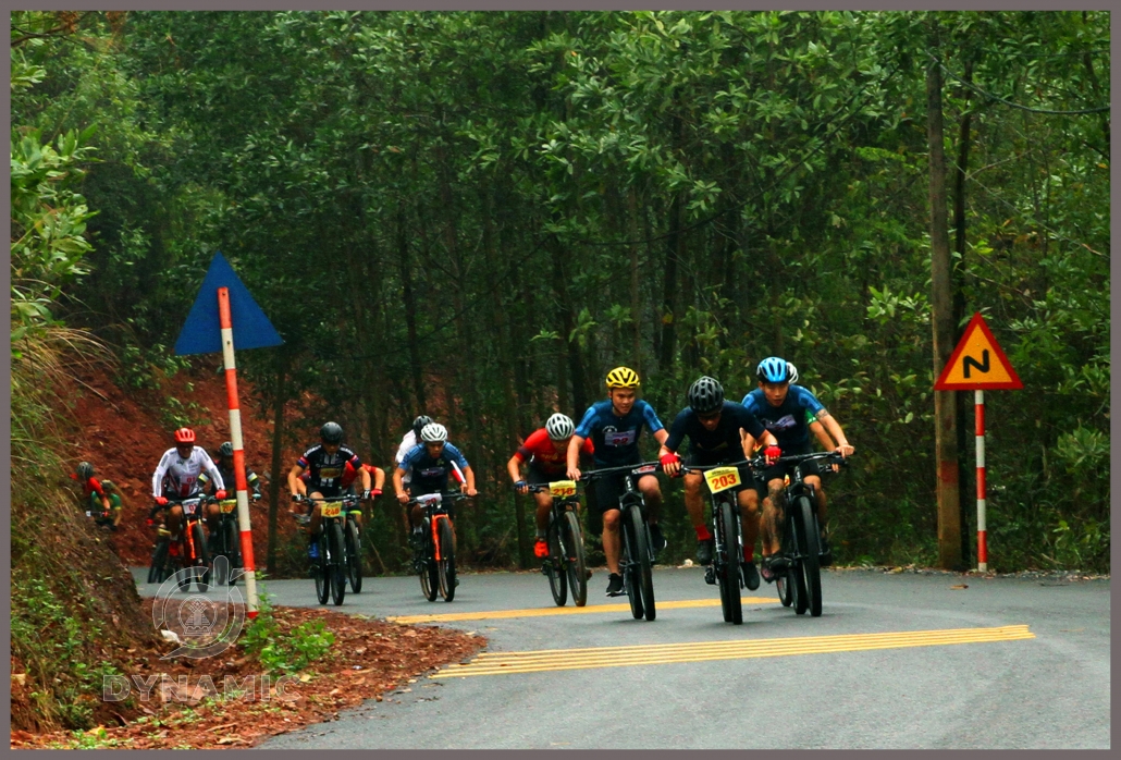 The first bicycle race in Thai Nguyen