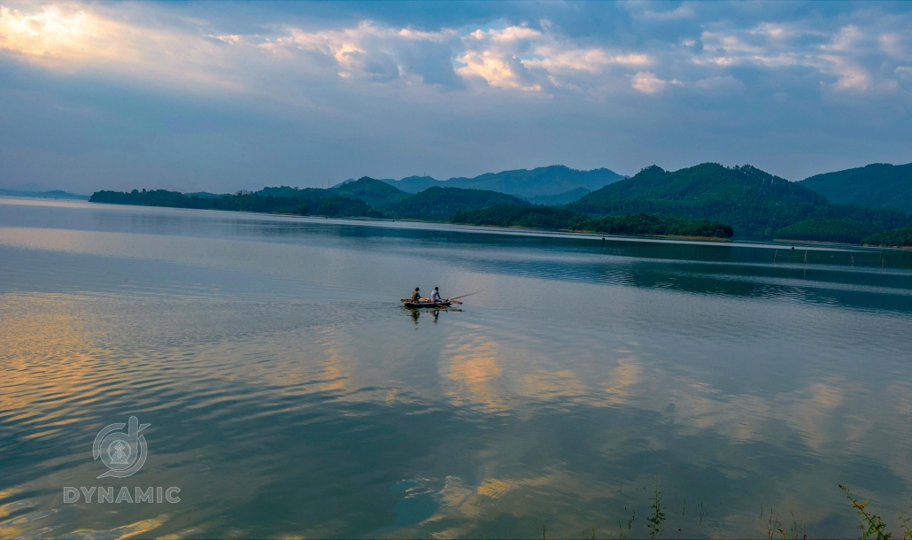 The beauty of a lake on the mountain