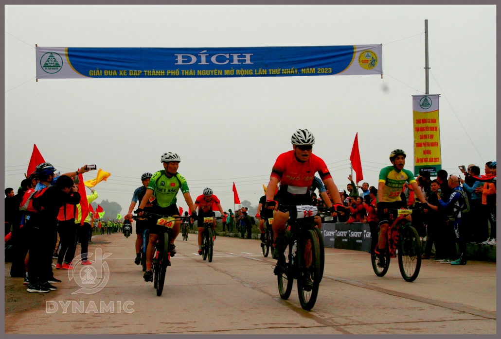 The first bicycle race in Thai Nguyen