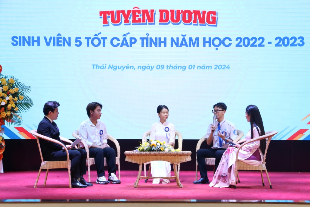 [Photo] Tuyên dương 91 