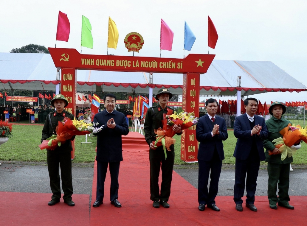 [Photo]Thái Nguyên: Không khí náo nức lễ giao nhận quân tại Phổ Yên, Sông Công, Phú Bình