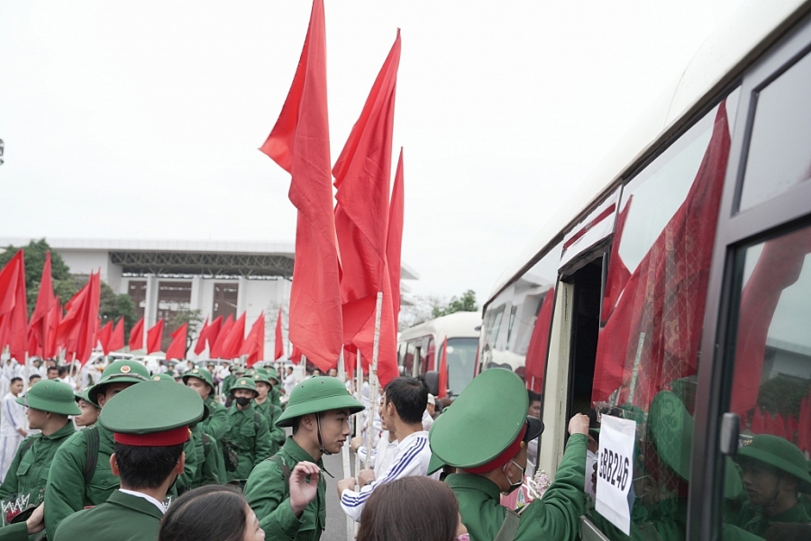 [Photo]Thái Nguyên: Không khí náo nức lễ giao nhận quân tại Phổ Yên, Sông Công, Phú Bình