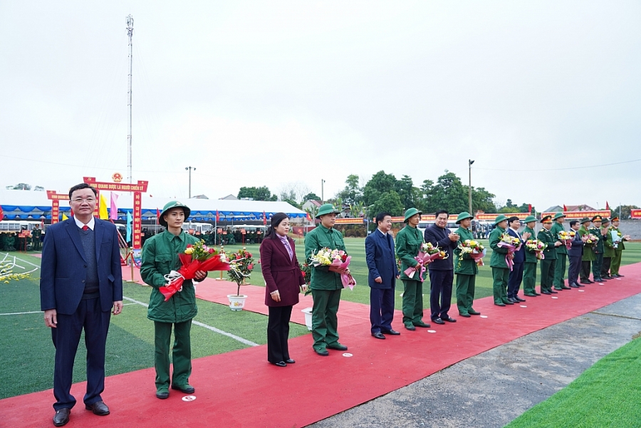 [Photo]Thái Nguyên: Không khí náo nức lễ giao nhận quân tại Phổ Yên, Sông Công, Phú Bình