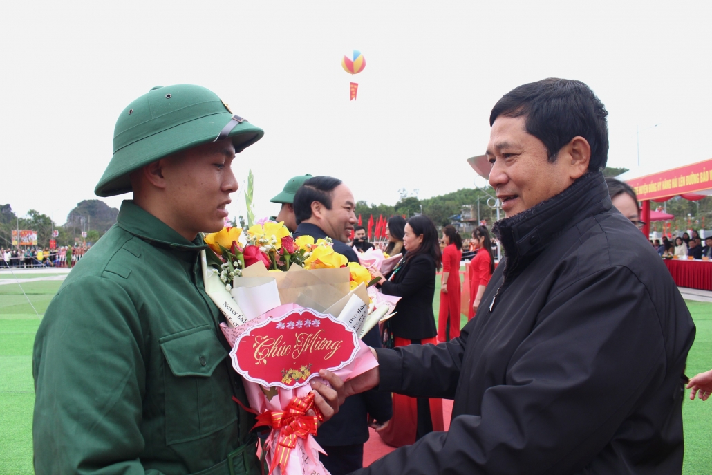 [Photo] Rộn ràng không khí giao nhận quân tại Đồng Hỷ và Võ Nhai