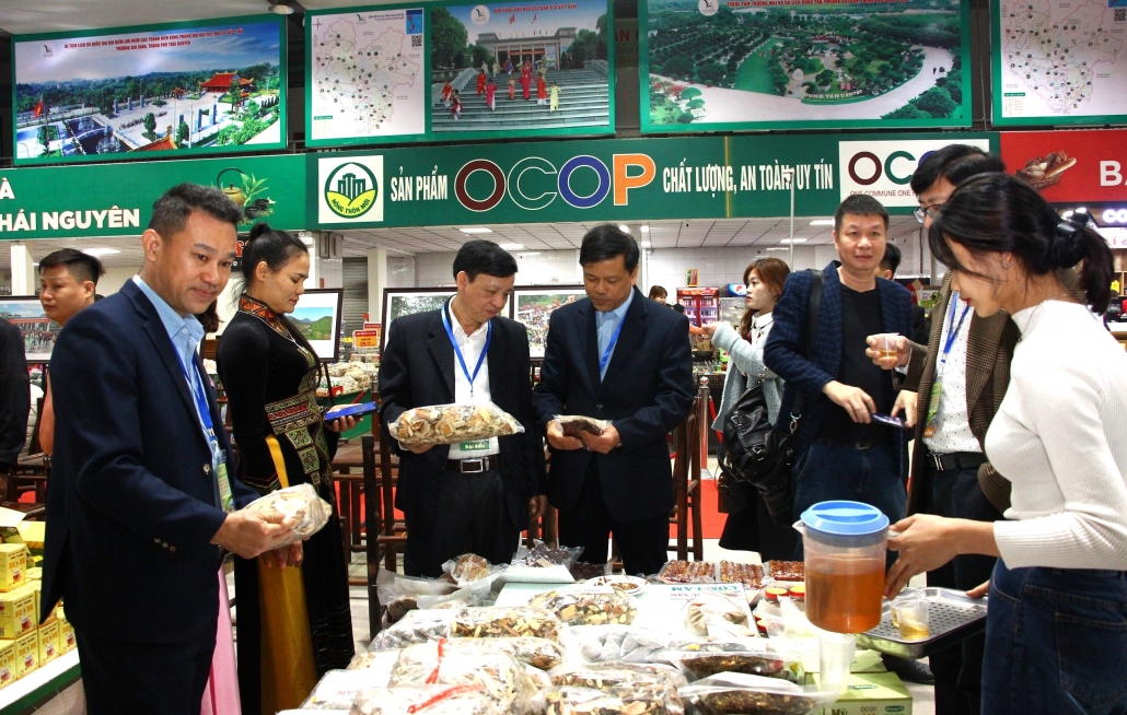 [Photo] Ngày hội Kết nối cung - cầu du lịch nông nghiệp nông thôn, giới thiệu sản phẩm OCOP