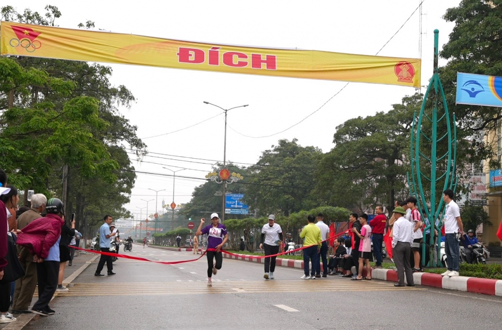 [Trực tuyến] Lễ phát động "Ngày chạy Olympic vì sức khoẻ toàn dân" và Giải chạy Việt dã tiền phong - Chạy tập thể tỉnh Thái Nguyên năm 2024