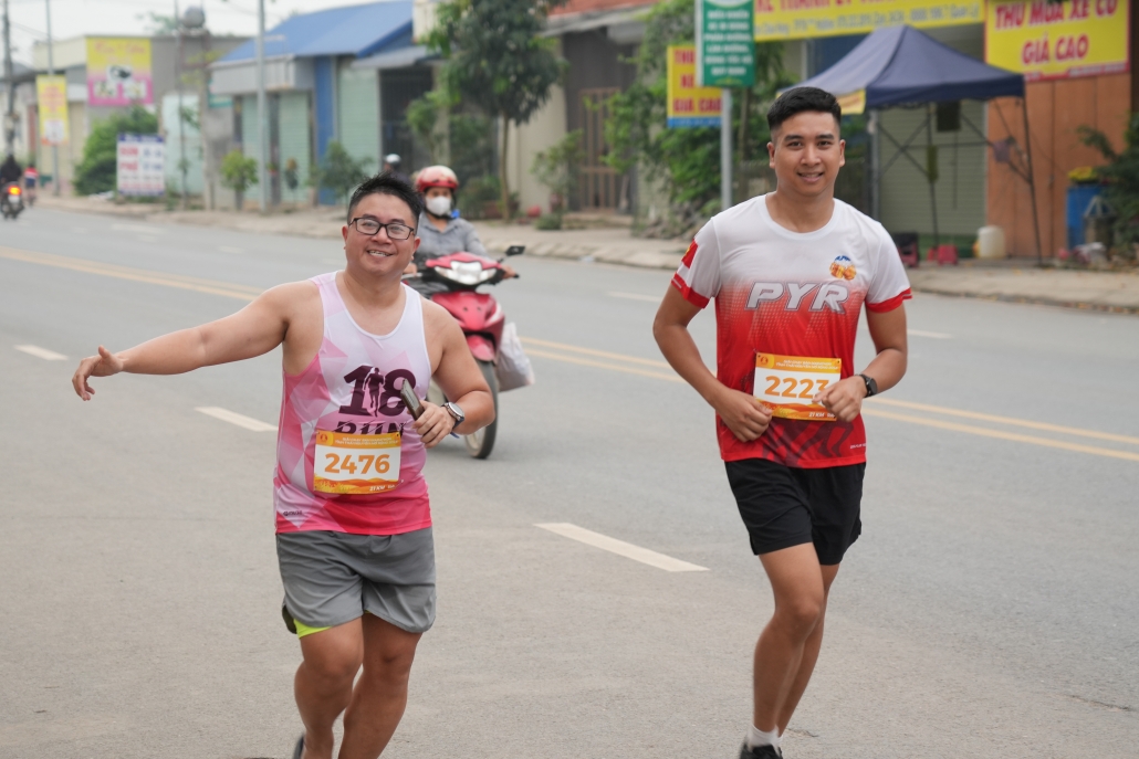 [Photo] Gần 1.800 người tham gia Giải Chạy bán Marathon tỉnh Thái Nguyên mở rộng năm 2024