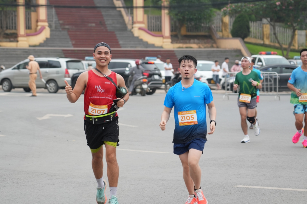 [Photo] Gần 1.800 người tham gia Giải Chạy bán Marathon tỉnh Thái Nguyên mở rộng năm 2024