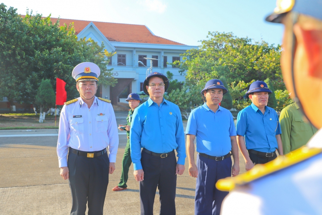 [Photo] Đảo Trường Sa Lớn - Thị trấn giữa biển khơi