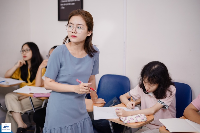 Cô gái Tày và khát khao truyền cảm hứng học ngoại ngữ cho các bạn trẻ co gai tay va khat khao truyen cam hung hoc ngoai ngu cho cac ban tre