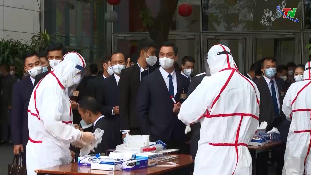 Xét nghiệm COVID-19 các lực lượng phục vụ Đại hội XIII của Đảng Xét nghiệm COVID-19 các lực lượng phục vụ Đại hội XIII của Đảng