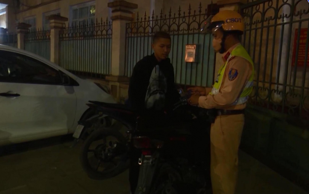 Báo động xuống cấp văn hóa giao thông ở thanh thiếu niên Báo động xuống cấp văn hóa giao thông ở thanh thiếu niên