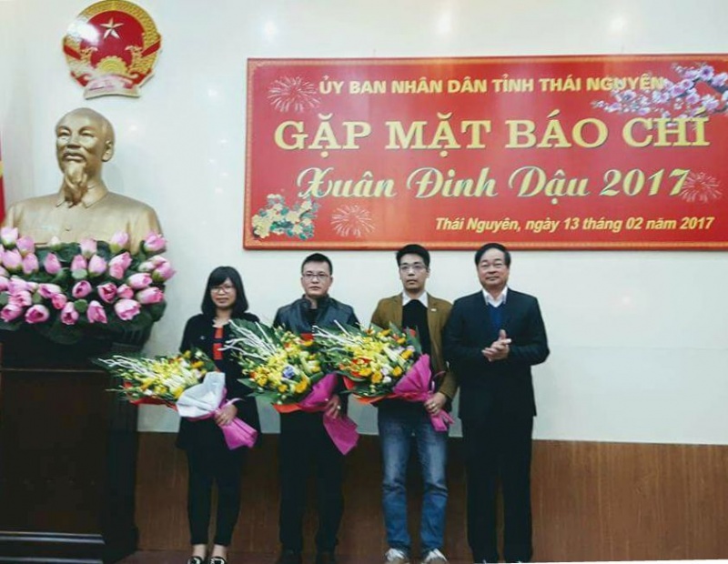 lanh dao tinh gap mat cac co quan thong tan bao chi