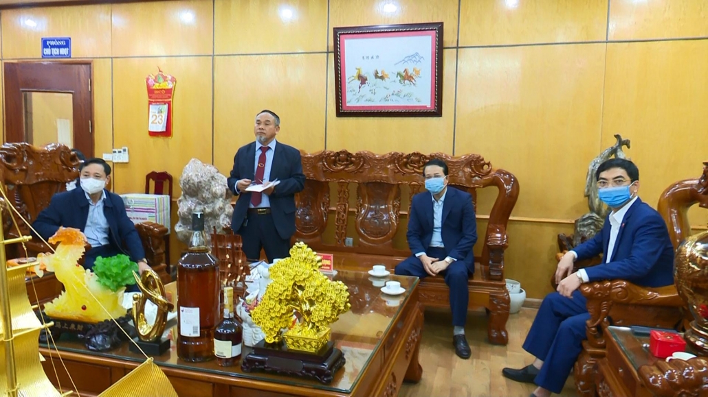 Đồng chí Bí thư Tỉnh ủy thăm và động viên các đơn vị, doanh nghiệp Đồng chí Bí thư Tỉnh ủy thăm và động viên các đơn vị, doanh nghiệp