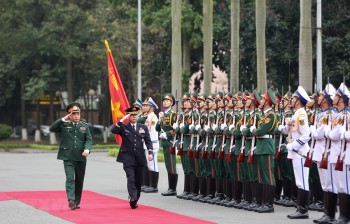 Tham mưu trưởng Liên quân Nhật Bản thăm chính thức Việt Nam