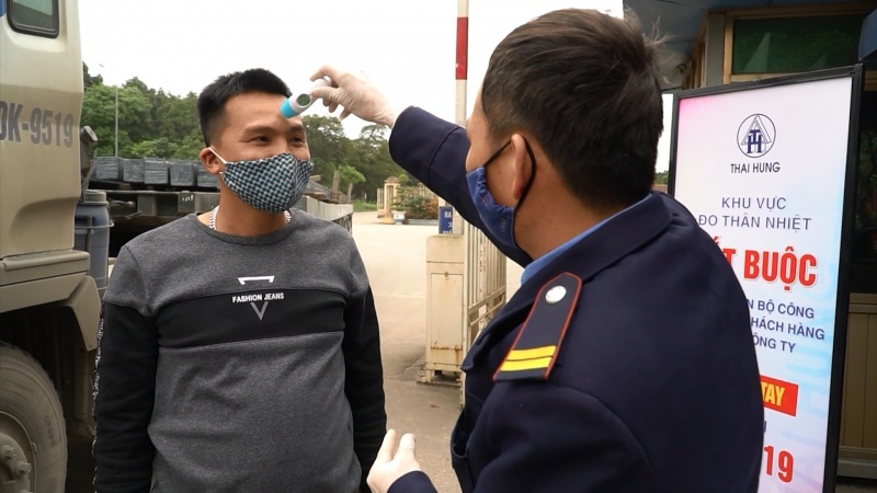 Phòng, chống dịch gắn liền với thúc đẩy sản xuất, kinh doanh