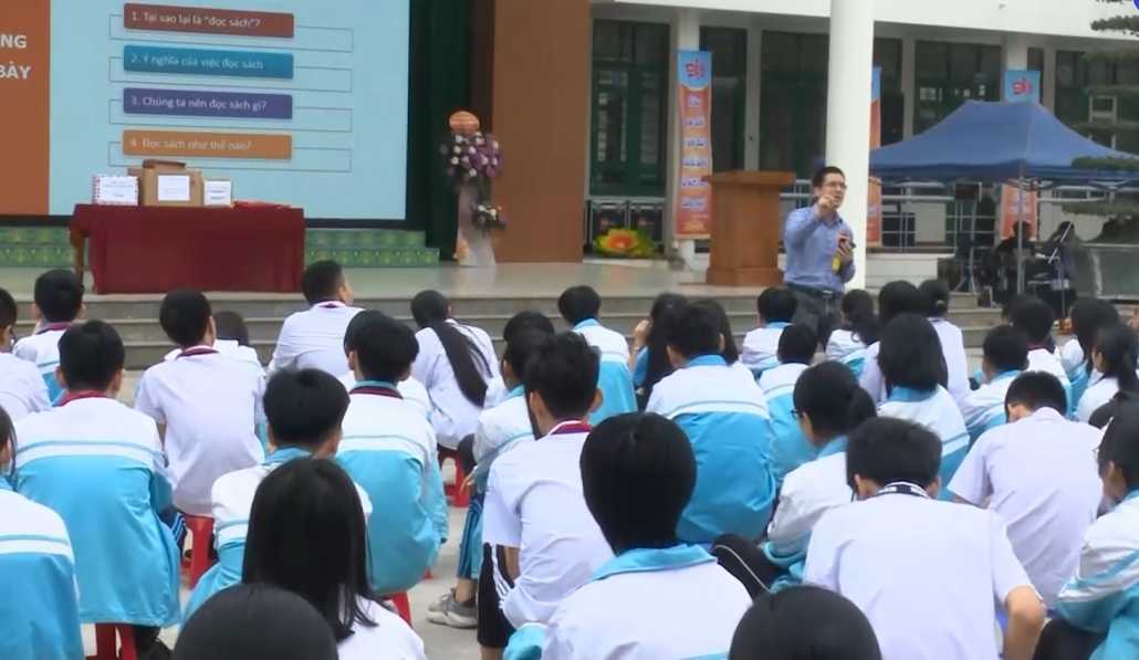 Truyền lửa cho văn hóa đọc trong học đường Truyền lửa cho văn hóa đọc trong học đường