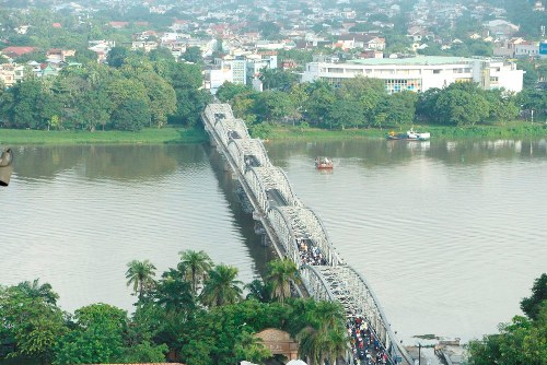 'Kinh đô xưa, trải nghiệm mới' là slogan của du lịch Huế