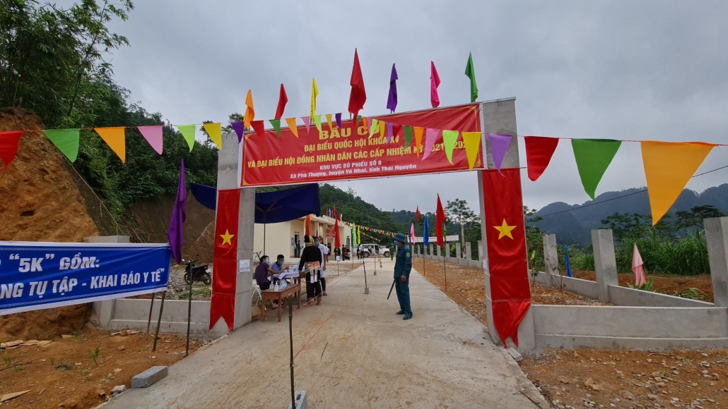 [Photo] Ngày hội bầu cử trên quê hương Thái Nguyên