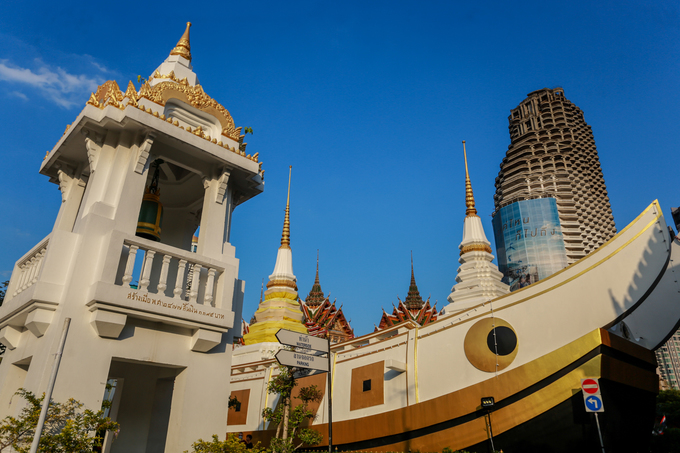 di buyt song ngam nhung ngoi chua noi tieng o bangkok