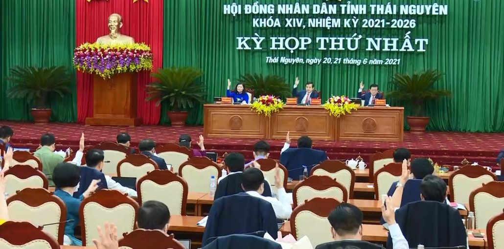 Rút ngắn thời gian triển khai các nhiệm vụ phát triển kinh tế - xã hội - đã psts 21.6 Rút ngắn thời gian triển khai các nhiệm vụ phát triển kinh tế - xã hội - đã psts 21.6