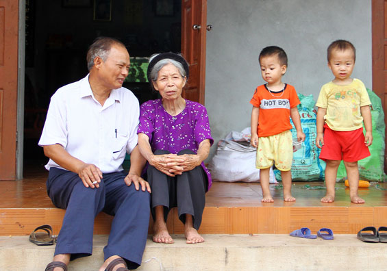 khong chi song cho rieng minh