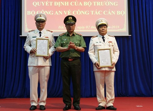 dieu dong bo nhiem nhan su quan doi cong an