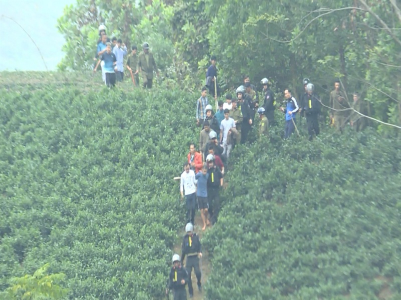 Lực lượng Cảnh sát nhân dân vì nước quên thân, vì dân phục vụ luc luong canh sat nhan dan vi nuoc quen than vi dan phuc vu da ps