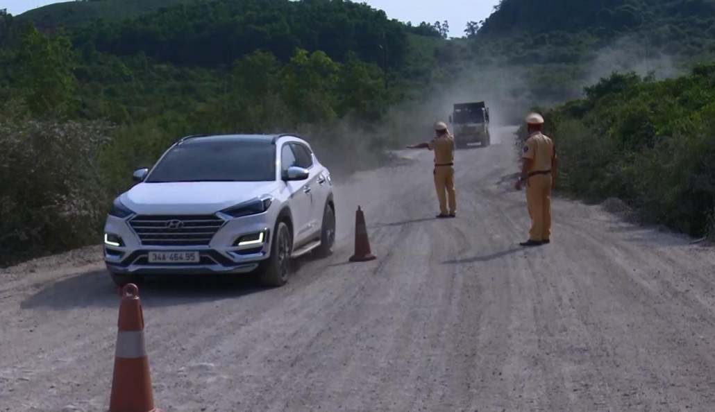 Kiên quyết xử lý xe quá tải ở Đồng Hỷ - đã psts 1.7 Kiên quyết xử lý xe quá tải ở Đồng Hỷ - đã psts 1.7