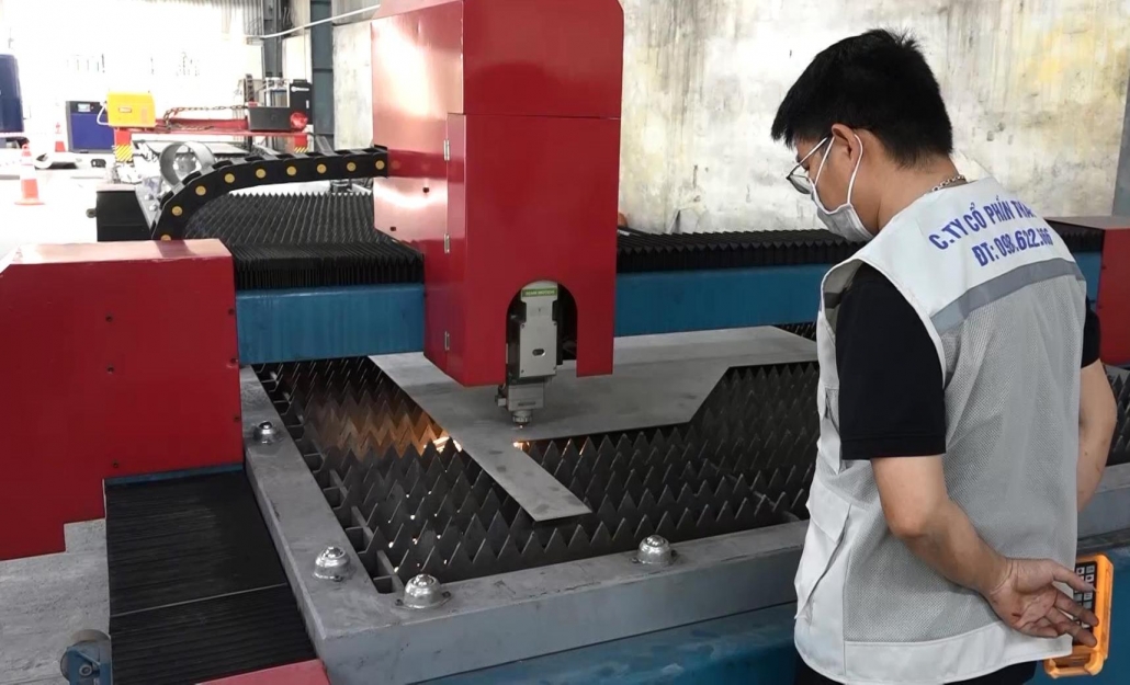 Đẩy mạnh ứng dụng công nghệ thông tin trong sản xuất - đã ps cam 22.7