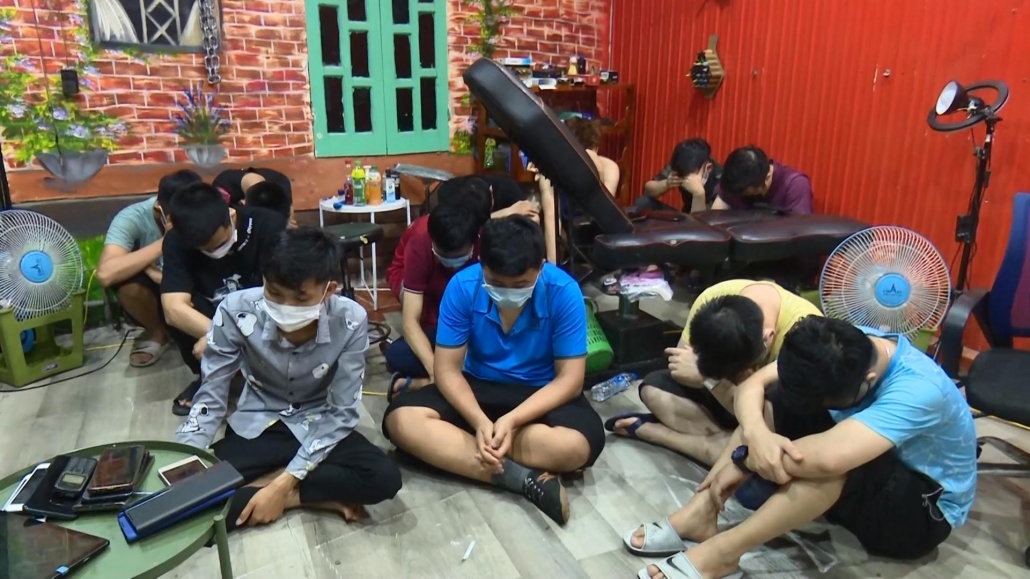 Thị xã Phổ Yên: Xử phạt quán internet 3 lần không chấp hành quy định phòng dịch COVID-19 Thị xã Phổ Yên: Xử phạt quán internet 3 lần không chấp hành quy định phòng dịch COVID-19