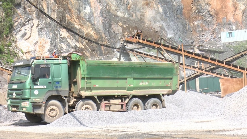 Đảm bảo an toàn trong khai thác, chế biến khoáng sản mùa mưa bão