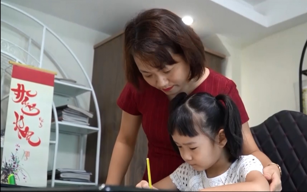 Phụ huynh có trẻ vào lớp 1 với nỗi lo đầu năm học mới - đã ps cam 11.8 Phụ huynh có trẻ vào lớp 1 với nỗi lo đầu năm học mới - đã ps cam 11.8