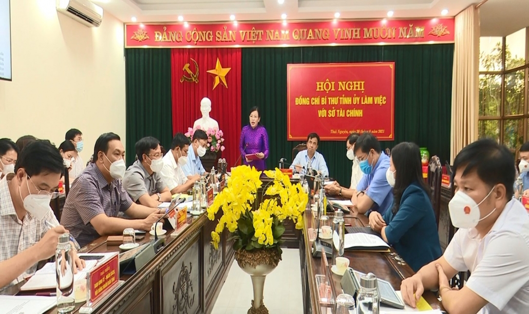 Đẩy mạnh chuyển đổi số, cải cách thủ tục hành chính trong ngành tài chính - đã psts 30.8 Đẩy mạnh chuyển đổi số, cải cách thủ tục hành chính trong ngành tài chính - đã psts 30.8