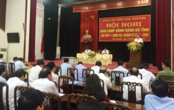 Tập trung lãnh đạo, chỉ đạo quyết liệt hoàn thành các chỉ tiêu kinh tế - xã hội năm 2017