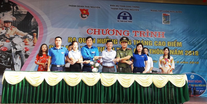 ra quan huong ung thang an toan giao thong nam 2018