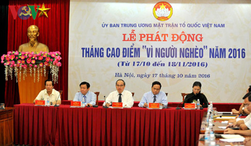 Hơn 348 tỷ đồng tại lễ phát động Tháng cao điểm Vì người nghèo hon 348 ty dong tai le phat dong thang cao diem vi nguoi ngheo
