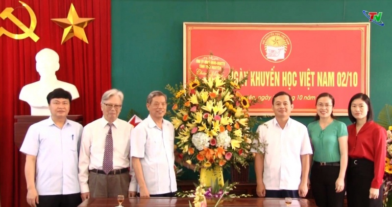 khac phuc kho khan lam tot hon nua cong tac khuyen hoc khuyen tai