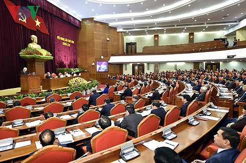 ngay lam viec thu ba cua hoi nghi trung uong 8