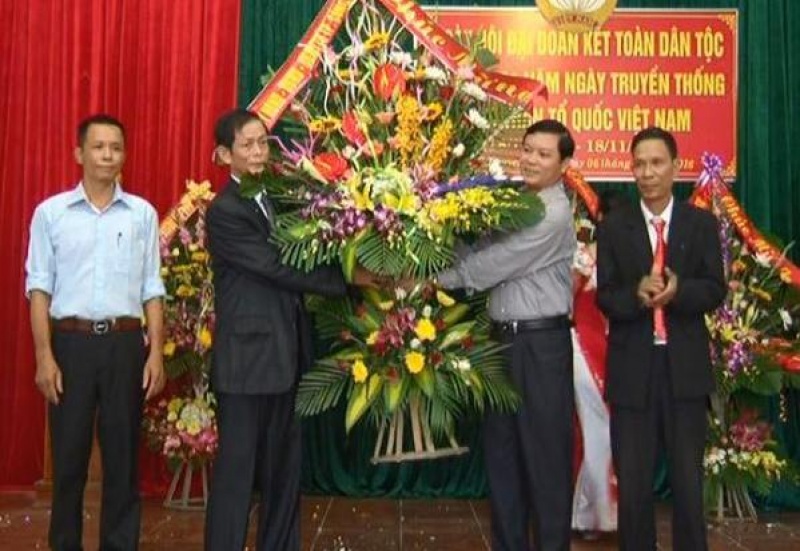 tung bung ngay hoi dai doan ket toan dan toc