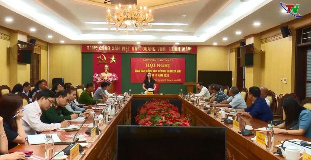 Hội nghị cộng tác viên dư luận xã hội tháng 10