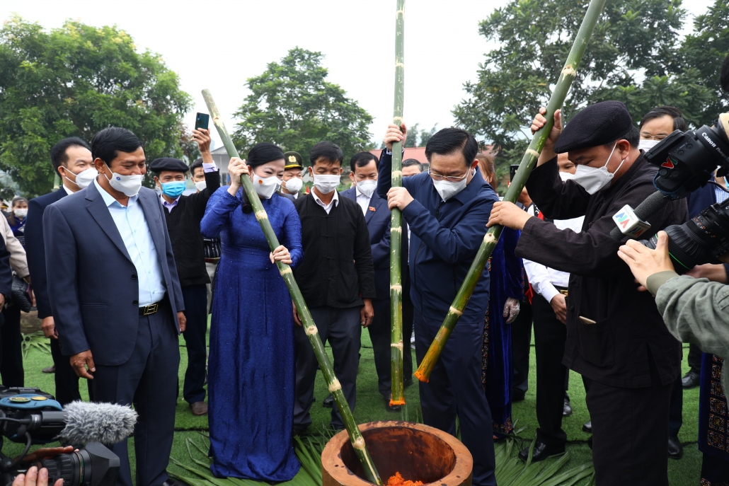 [Photo] Chủ tịch Quốc hội Vương Đình Huệ thăm, làm việc tại Thái Nguyên